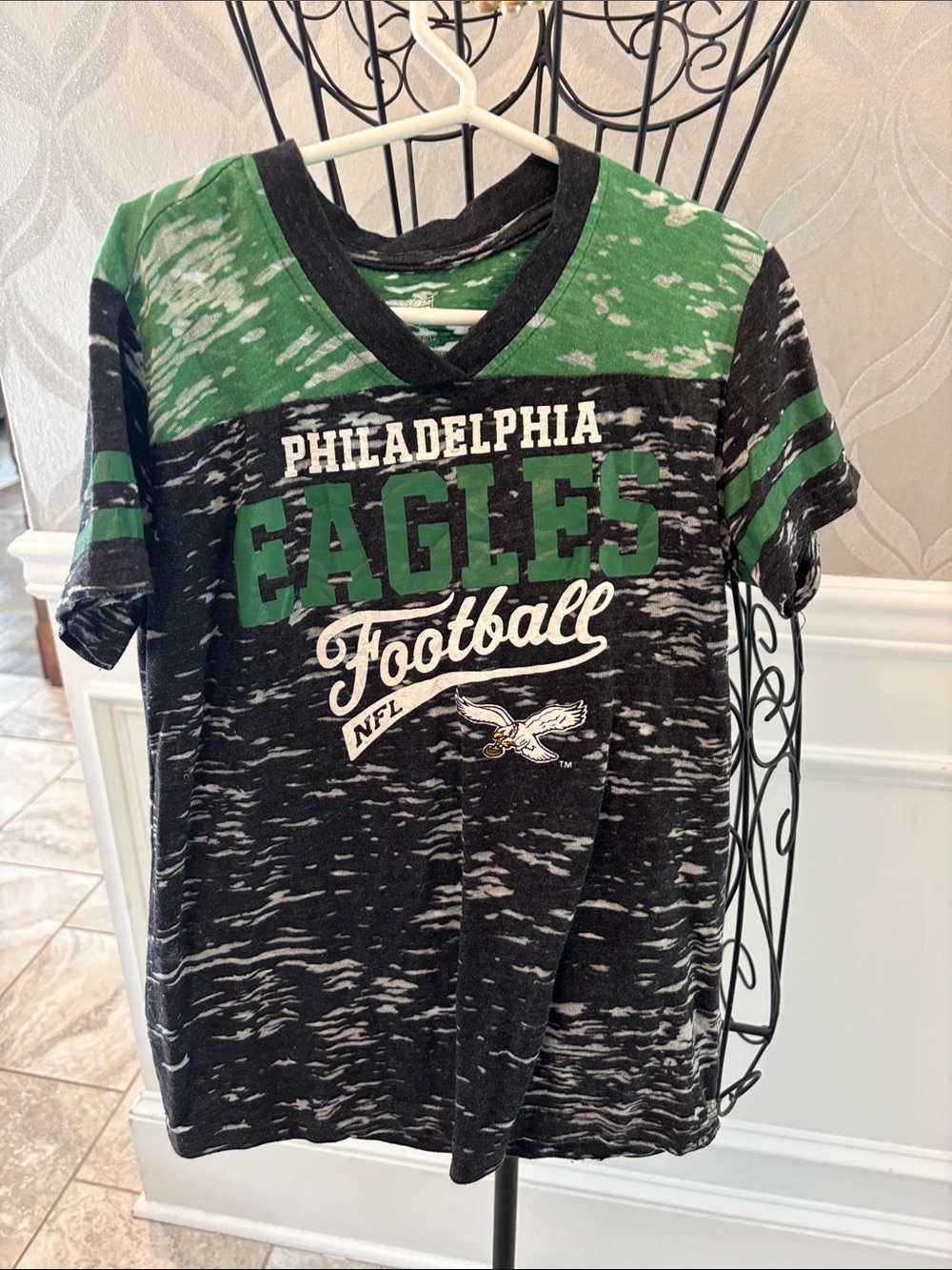 NFL Philadelphia Eagles Black & Green Short Sleeve Tee